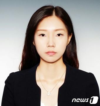 본문 이미지 - 2016 서울시  8·9급 공무원 공채 최연소 합격자 홍진주씨. (홍진주씨 제공) /뉴스1 ⓒ News1