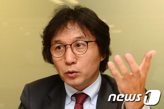 본문 이미지 - 신장섭 싱가포르국립대학교 경제학과 교수 ⓒ News1 이광호 기자