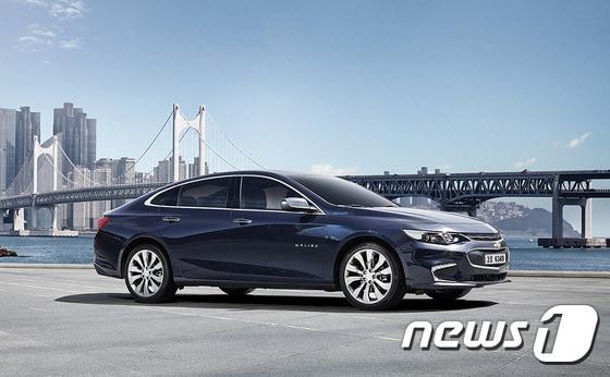 본문 이미지 - 쉐보레의 중형세단 말리부.(한국지엠 제공) 2016.11.22/뉴스1