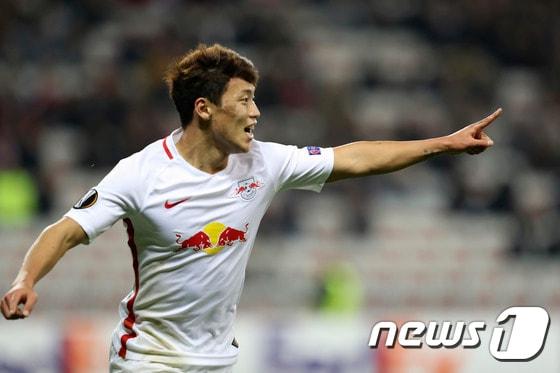 본문 이미지 - 잘츠부르크의 황희찬. ⓒ AFP=News1