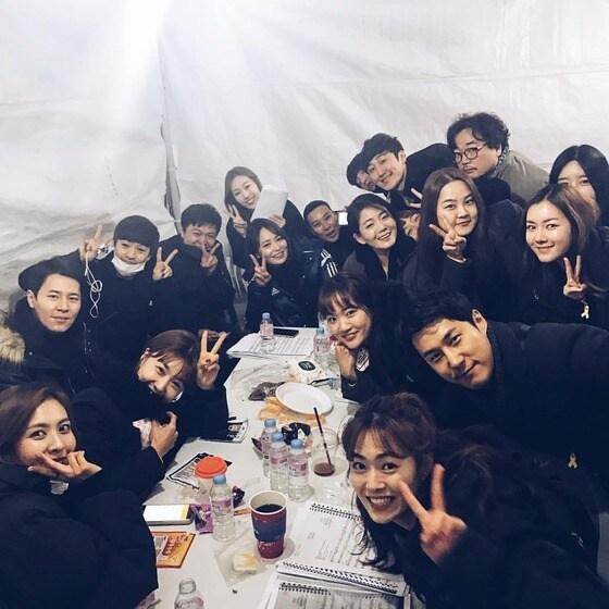 본문 이미지 - 공연전 시함뮤1기 배우들 (사진출저=구소영 음악감독 페이스북)