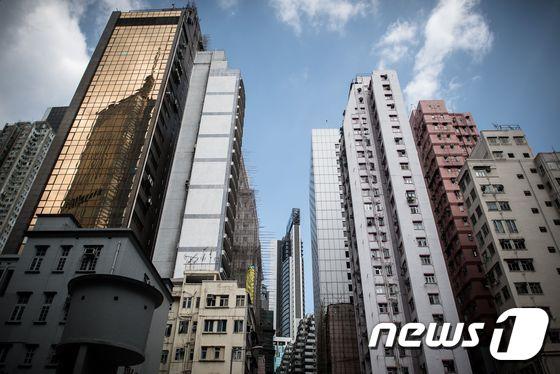 본문 이미지 - 홍콩의 한 아파트. ⓒ AFP=뉴스1