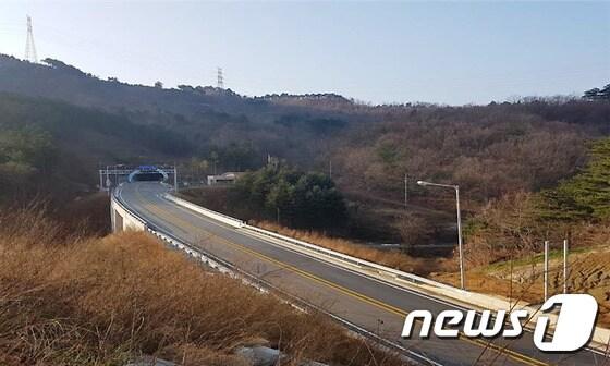 본문 이미지 - '국도 35호선 왕산~성산 구간'이 22일 개통한다.(원주국토청 제공)/뉴스1 ⓒ News1 권혜민 기자