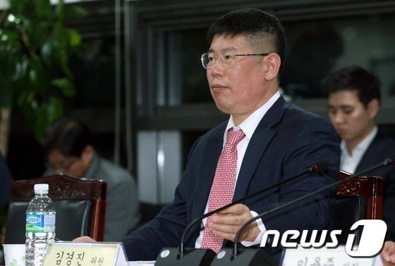 본문 이미지 - 김경진 국민의당 수석대변인. 2016.12.26/뉴스1 ⓒ News1 송원영 기자