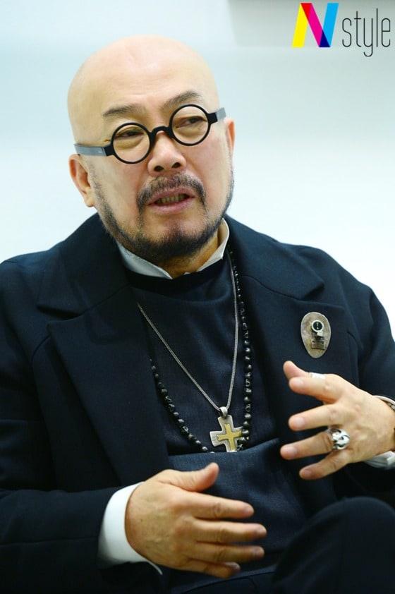 본문 이미지 - 한국을 대표하는  디자이너 이상봉. 2016.12.1/뉴스1 ⓒ News1 임세영 기자