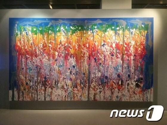 본문 이미지 - 그래피티 작가 존 원의 작품. ⓒ News1