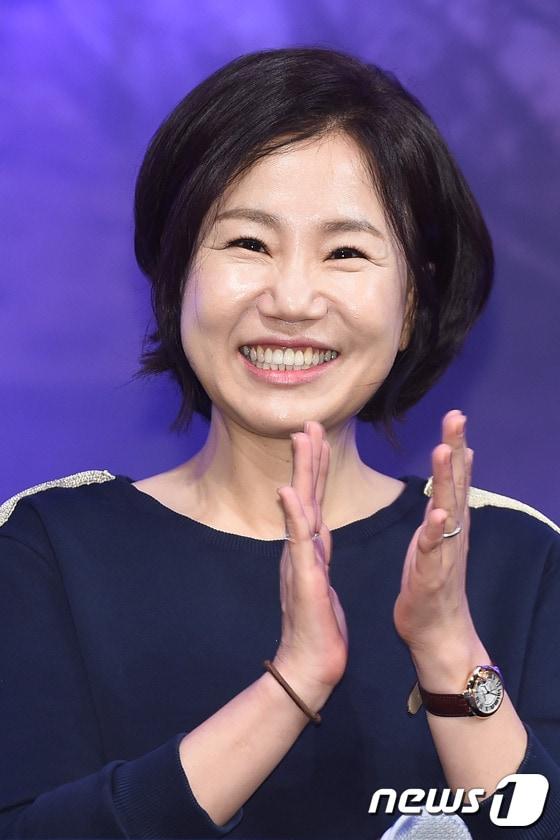 본문 이미지 - 김은숙 작가 ⓒ News1