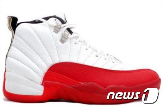 본문 이미지 - 나이키 에어조던12 1996년 초기 버전(출처=나이키홈페이지)ⓒ News1