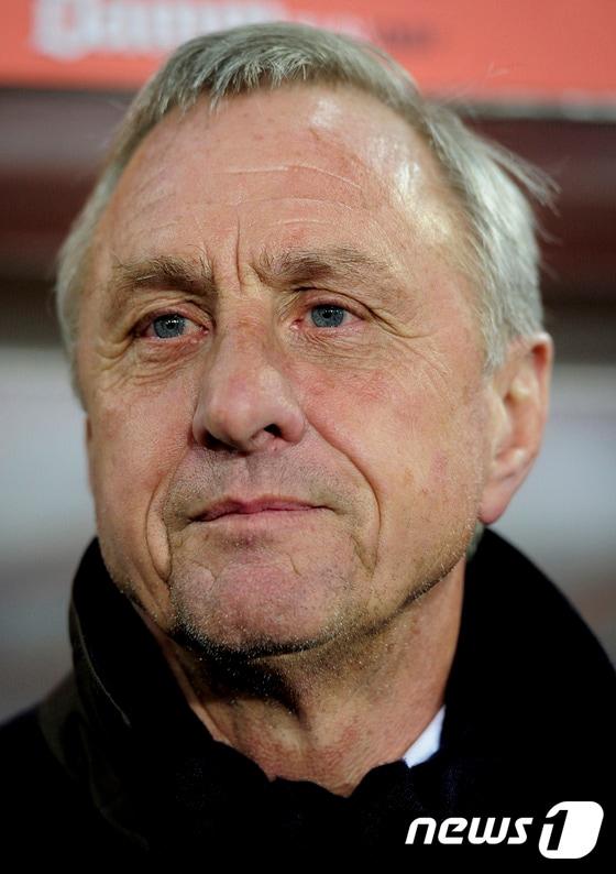 본문 이미지 - 네덜란드의 축구 영웅 크루이프가 24일 별세했다. ⓒ AFP=News1