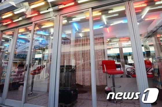 본문 이미지 - 지난 2016년 서울 지역의 한 성매매 업소. ⓒ News1 임세영 기자