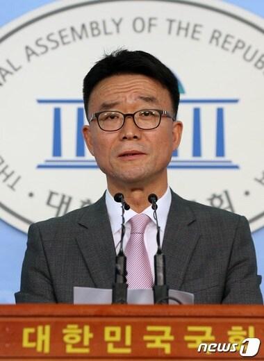 본문 이미지 - 이재경 더불어민주당 대변인. ⓒ News1 손형주 기자