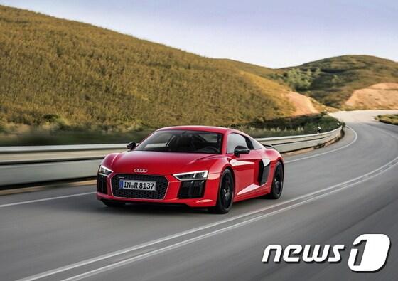 본문 이미지 - 뉴 아우디 R8 V10 플러스ⓒ News1