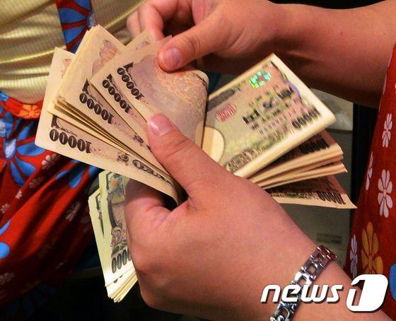 본문 이미지 - 일본 엔. ⓒ AFP=뉴스1