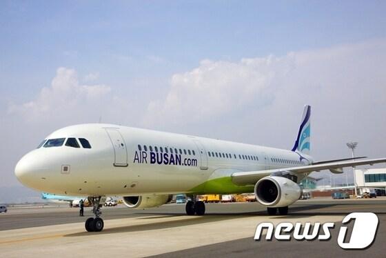 본문 이미지 - 에어부산 항공기ⓒ News1