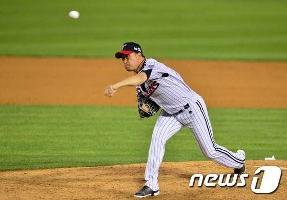 본문 이미지 - LG 트윈스 봉중근. 2016.6.16/뉴스1 ⓒ News1 구윤성 기자