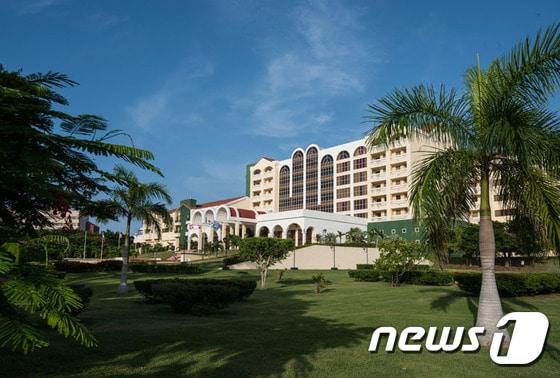 본문 이미지 - 쿠바 수도 아바나에 문을 연 미국계 스타우드 호텔 '쿠바 포 포안츠 바이 쉐라톤'. (스타우드 홈페이지) ⓒ News1