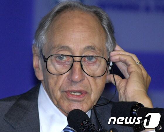 본문 이미지 - 앨빈 토플러. ⓒ AFP=뉴스1