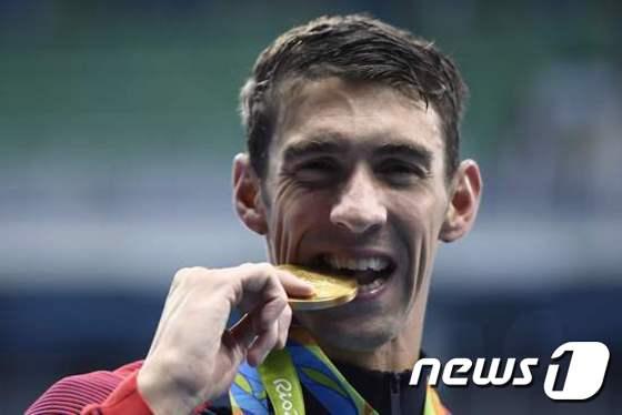 본문 이미지 - 수영 황제 마이클 펠프스 ⓒ AFP=뉴스1