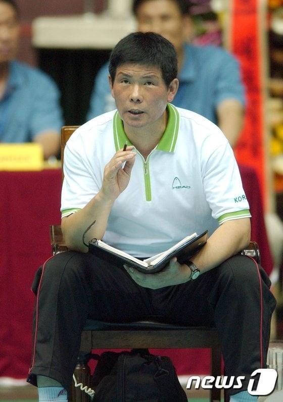 본문 이미지 - 김철용 감독이 이끄는 제5회 아시아배구연맹(AVC)컵 여자배구 대회 여자 대표팀 최종 엔트리가 2일 발표됐다. (대한배구협회 제공). ⓒ News1