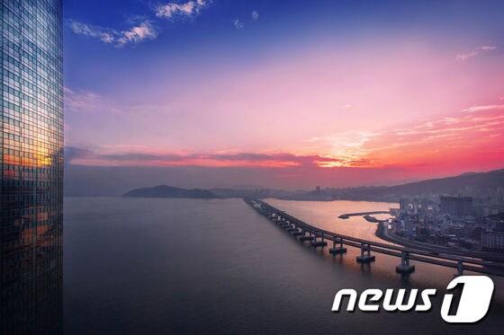 본문 이미지 - 파크 하얏트 부산(사진제공=익스피디아)ⓒ News1