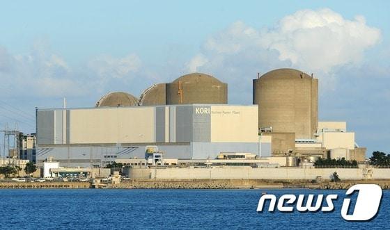 본문 이미지 - 동해안에 건설된 고리원전 1~4호기.2016.9.13/뉴스1 ⓒ News1 여주연