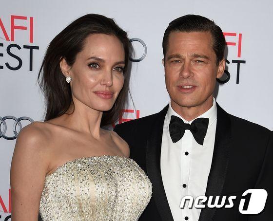 본문 이미지 - 안젤리나 졸리와 브래드 피트. ⓒ AFP=뉴스1