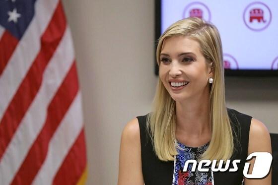 본문 이미지 - 도널드 트럼프 미국 공화당 대선 후보의 딸인 이반카 트럼프.ⓒ AFP=뉴스1