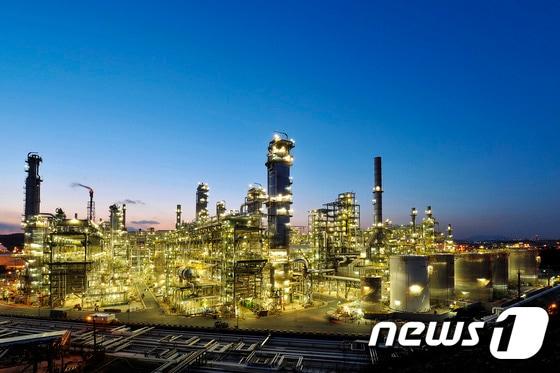 본문 이미지 - 에쓰오일 아로마틱 공장 전경. ⓒ News1