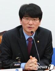 본문 이미지 - 더불어민주당박완주의원 ⓒ News1