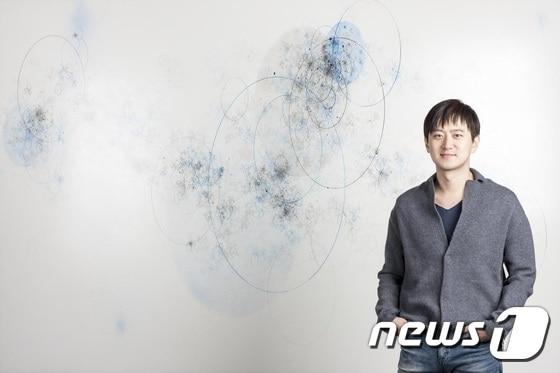 본문 이미지 - 이강욱 작가 ⓒ News1