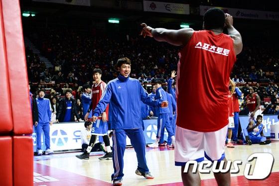 본문 이미지 - 프로농구 올스타전이 열린 부산 사직실내체육관. (KBL 제공) ⓒ News1