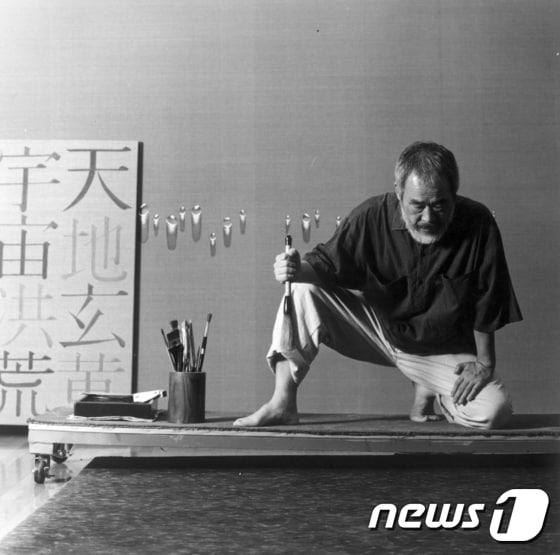 본문 이미지 - 김창열 화백 (김창열미술관 제공) ⓒ 김대수