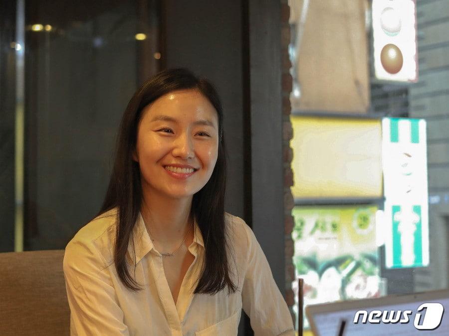 본문 이미지 - 연극 '라빠르트망' 에서 알리스 역할을 맡은 김소진 배우ⓒ News1