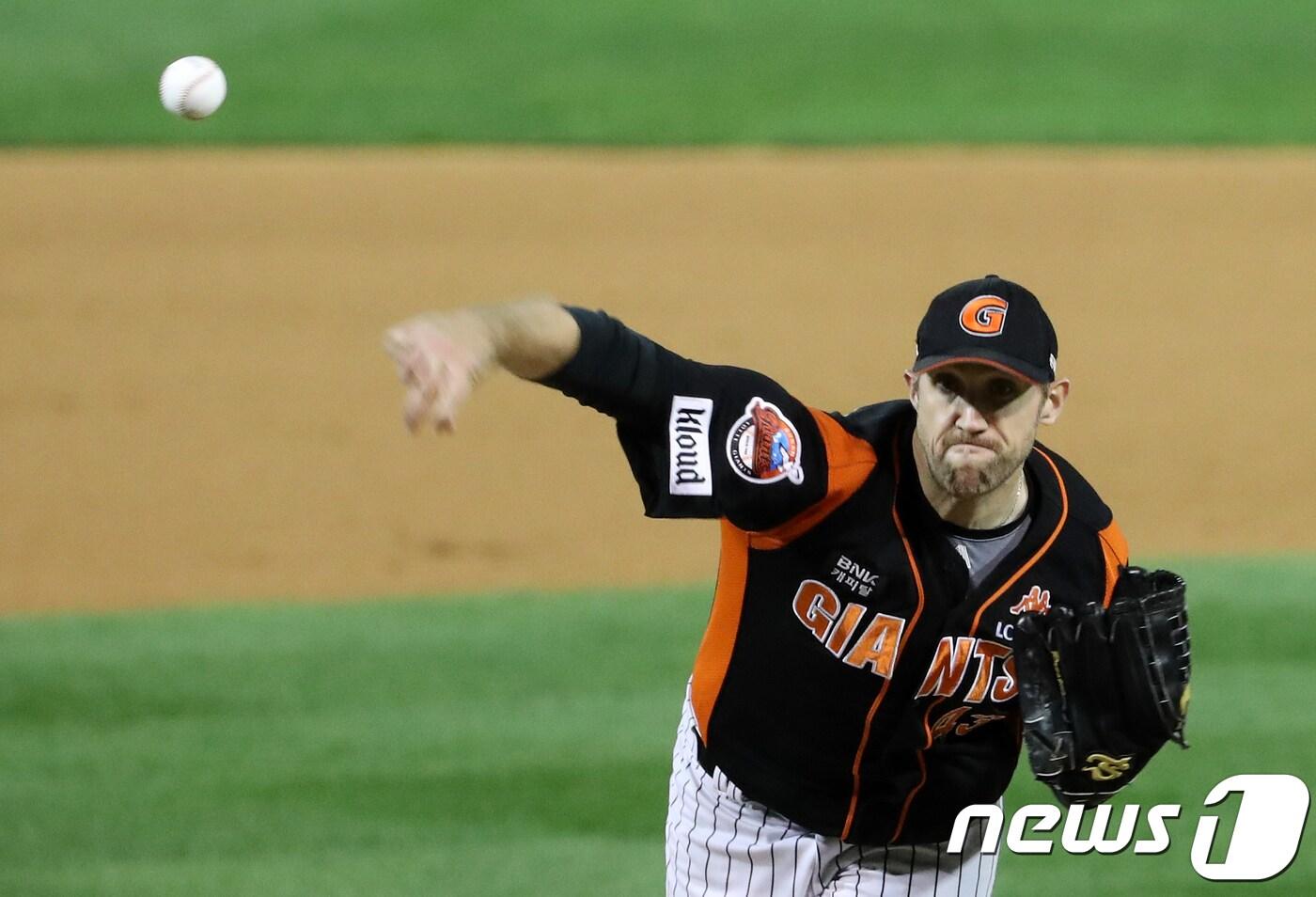 2018시즌 두산 베어스에서 뛰게 된 조쉬 린드블럼. /뉴스1 DB ⓒ News1 이승배 기자