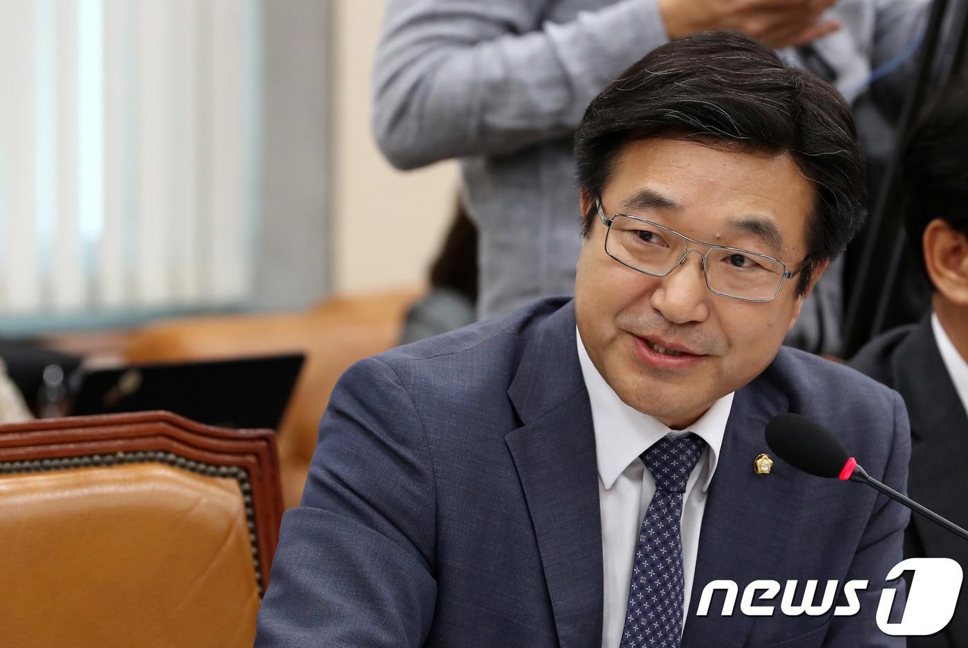 본문 이미지 - 윤호중 더불어민주당 공직선거후보자검증위원장. 뉴스1 ⓒ News1 박정호 기자