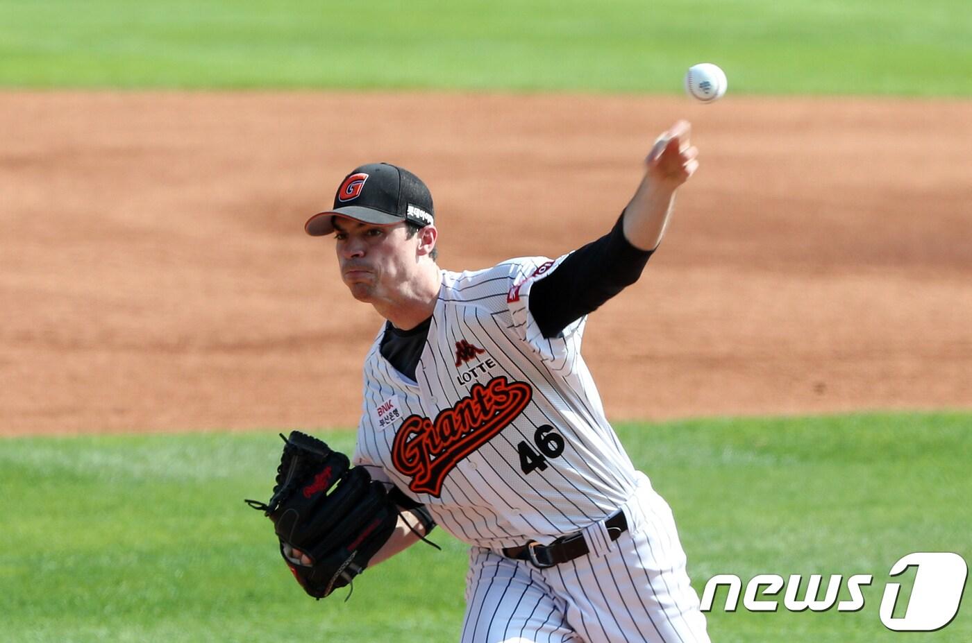 롯데 자이언츠와 재계약을 마친 브룩스 레일리. /뉴스1 DB ⓒ News1 이승배 기자