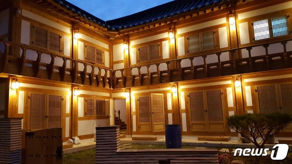 본문 이미지 - 2일 대구 서문시장에 문을 여는 한옥 게스트하우스 모습(대구시 제공)ⓒ News1