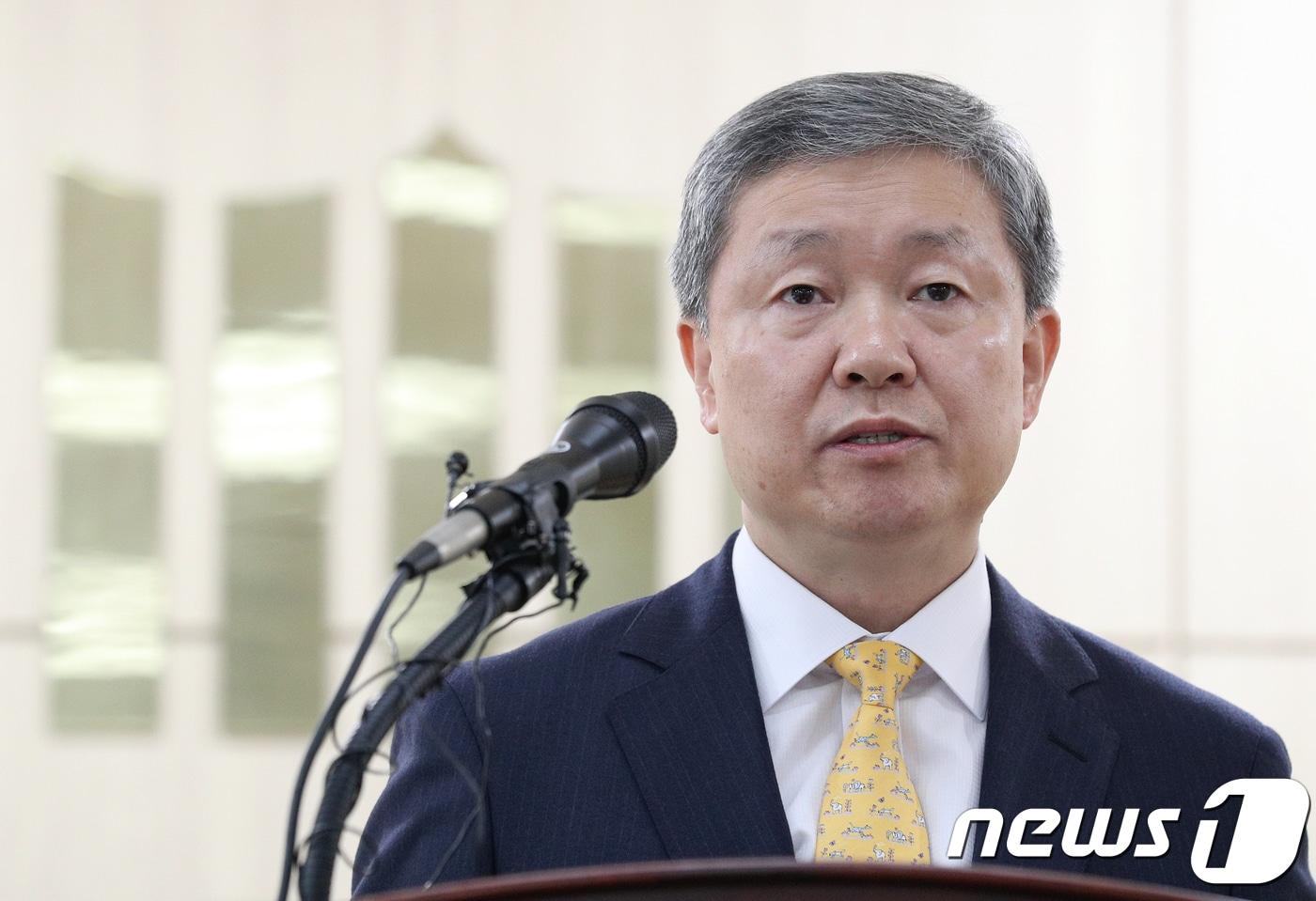 1일 오전 서울 도봉구 서울북부지방검찰청에서 박성진 차장 검사가 '어금니 아빠' 이영학 수사 결과를 발표하고 있다. 검찰 조사결과 이영학은 변태성욕 장애를 가지고 있어 성욕 충족이 필요해 범행을 저지른 것으로 드러났다. 2017.11.1/뉴스1 ⓒ News1 신웅수 기자