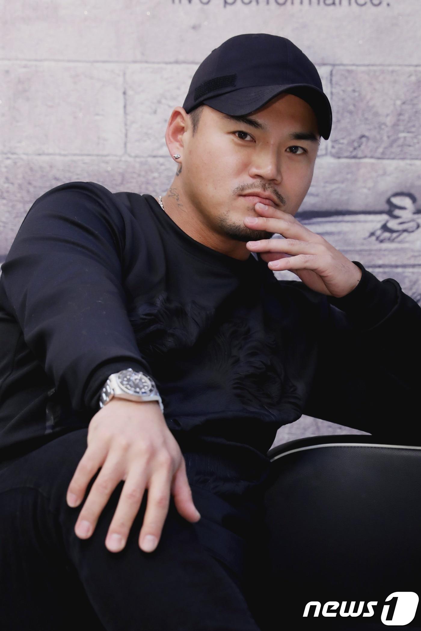 본문 이미지 - 2017.11.09. 컬투 엔터테인먼트 사옥. 가수 이정과 네덜란드 튤립농장 인터뷰 ⓒ News1 강고은 에디터