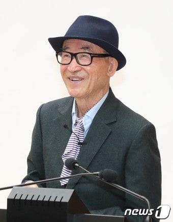 본문 이미지 - 고은 시인/뉴스1 DBⓒ News1