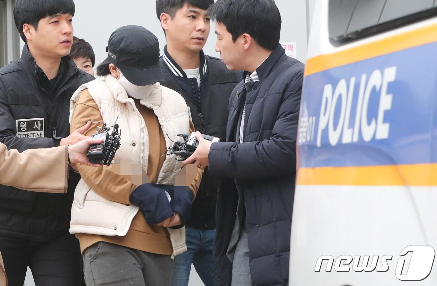 본문 이미지 - '어금니 아빠' 이영학씨 딸 이모양. 2017.11.6/뉴스1 ⓒ News1 허경 기자