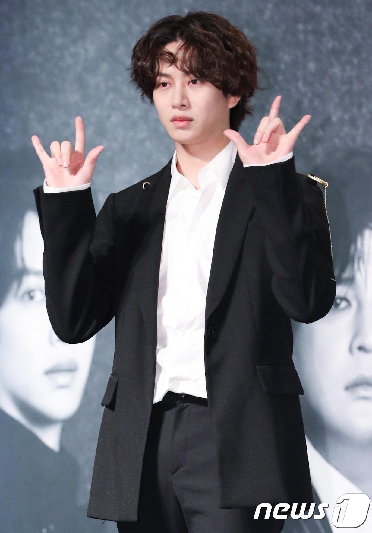 본문 이미지 - 슈퍼주니어 김희철