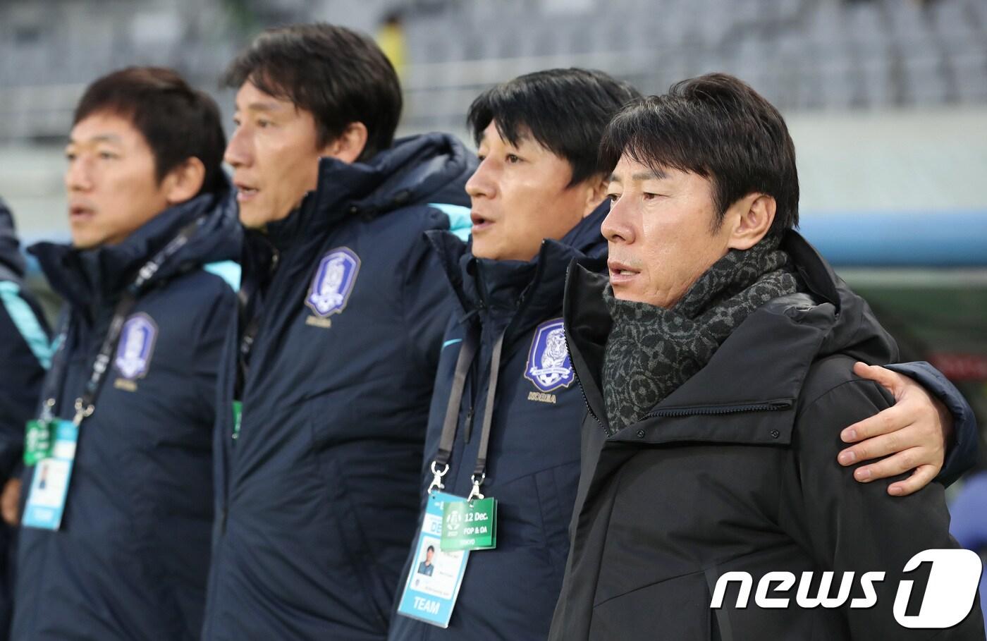 한국 축구대표팀의 신태용 감독, 전경준 코치, 김해운 골키퍼코치, 김남일 코치(왼쪽부터). /뉴스1 DB ⓒ News1 이재명 기자