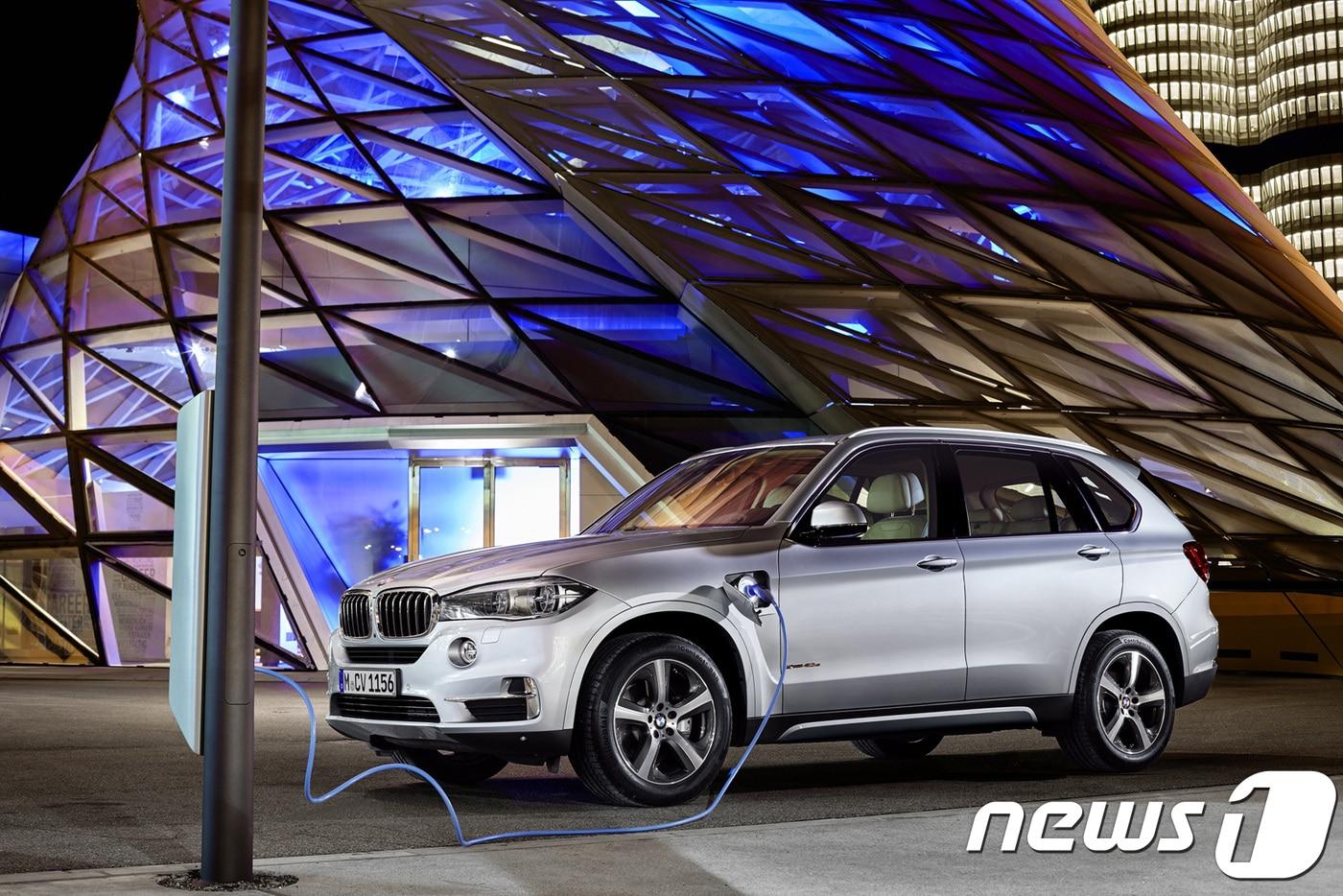 본문 이미지 - BMW X5 x드라이브40e i퍼포먼스ⓒ News1