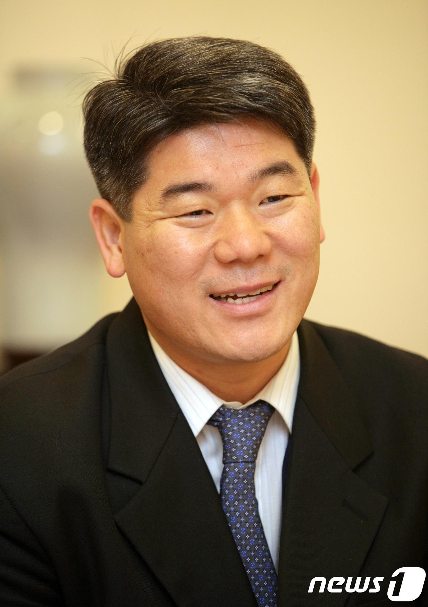 본문 이미지 - 김진향 개성공업지구지원재단 이사장. (통일부 제공) 2017.12.20/뉴스1