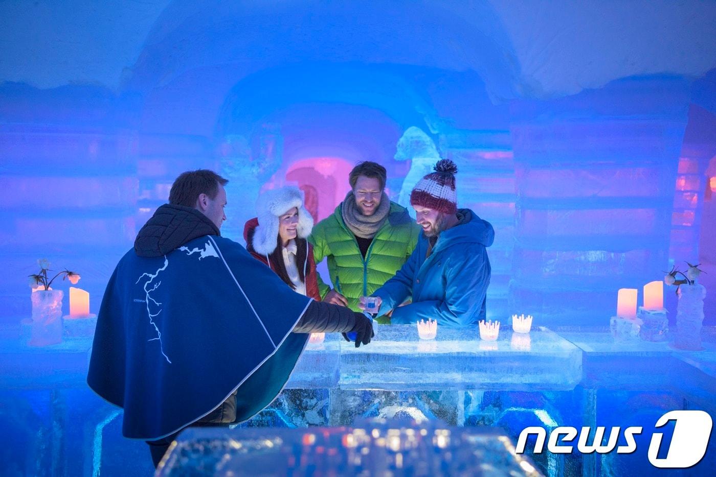 토름쇠에 개장한 아이스 돔 호텔. 노르웨이관광청 제공.ⓒ News1