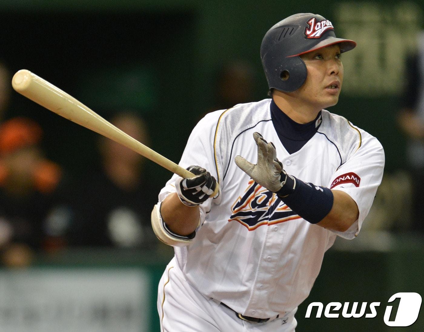 본문 이미지 - 2013년 월드베이스볼클래식(WBC)에 일본 대표팀의 일원으로 참가한 아베 신노스케.ⓒ AFP=News1