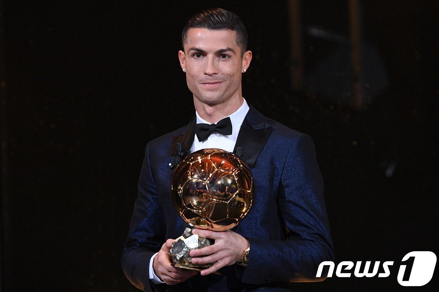 '2017 발롱도르' 수상 주인공 크리스티아누 호날두(32·레알 마드리드) ⓒ AFP=News1