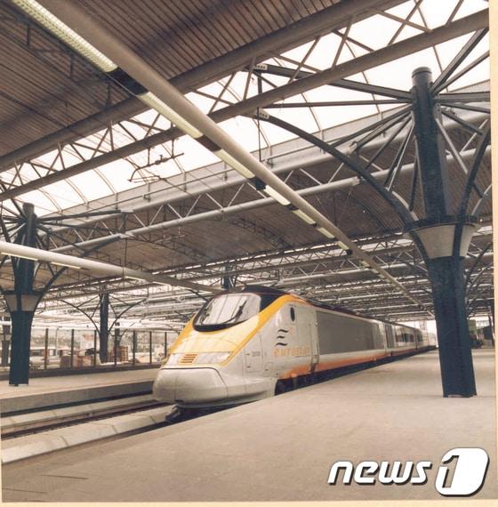 본문 이미지 - 영국과 유럽 대륙을 연결하는 고속열차인 유로스타. 유레일패스 제공ⓒ News1