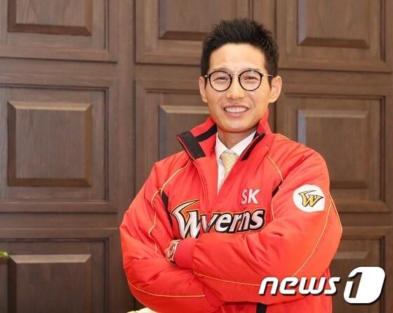 본문 이미지 - 염경엽 SK 와이번스 단장.